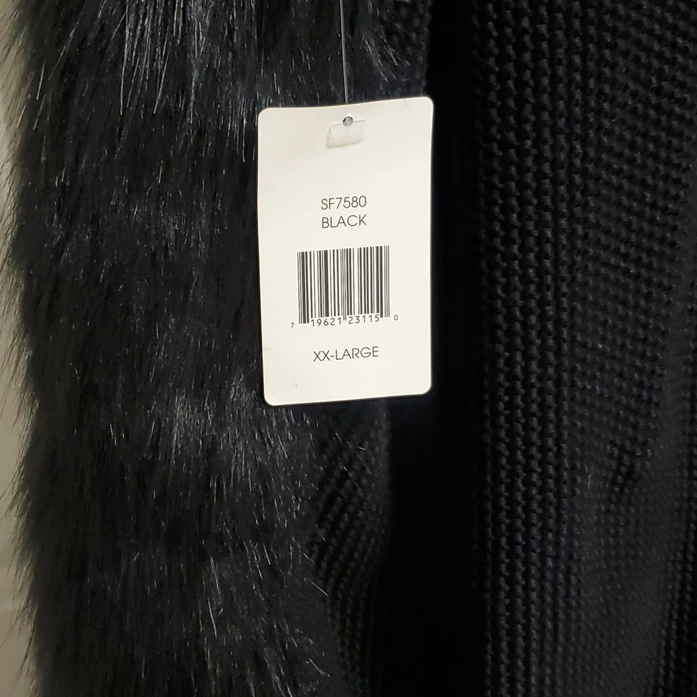 Sebby Collection Faux Fur Vest - Picture 5 of 7